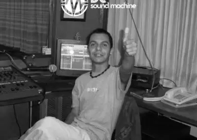 DJ Diego Castaño en emisora de radio 90s - DC Sound Machine - Fiestas Retro 70s 80s 90s